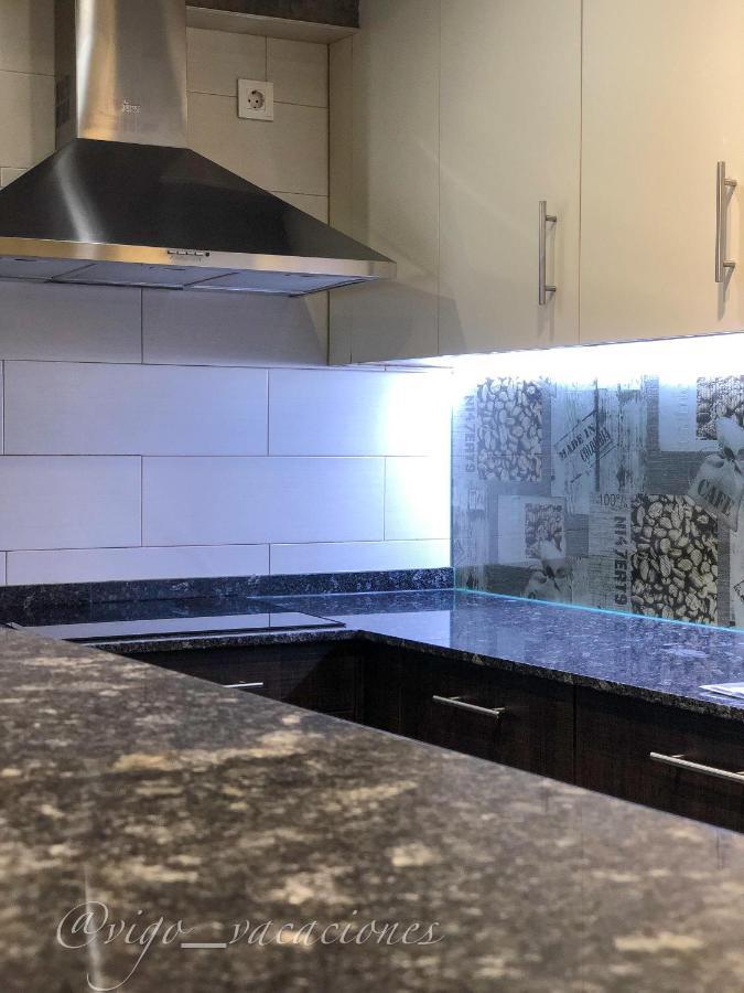 Apartamento turistico Pi y Margall 5 Apartment Vigo Bagian luar foto
